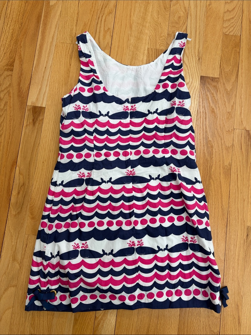 Lilly Pulitzer Whale Tail Delia size 10 - Picture 4 of 7